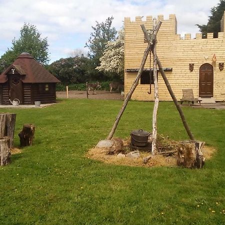 Ecuries Leseigneur - Camping Insolites Bolleville  المظهر الخارجي الصورة