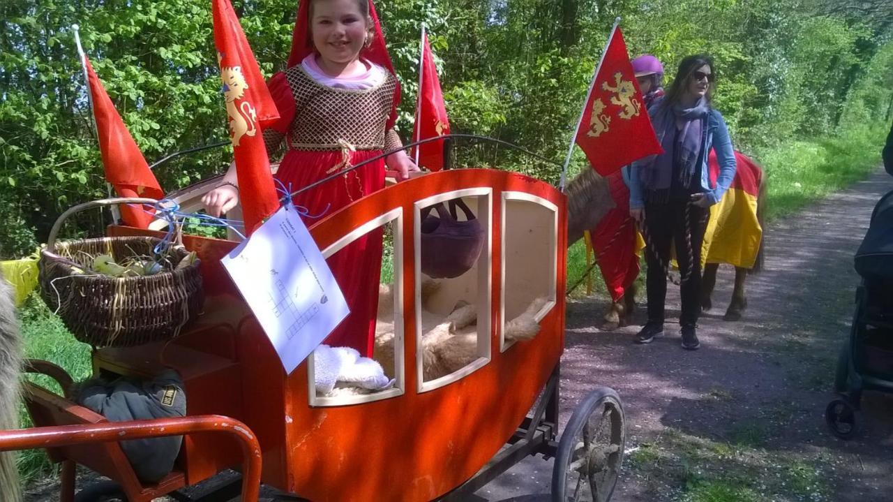 Ecuries Leseigneur - Camping Insolites Bolleville  المظهر الخارجي الصورة