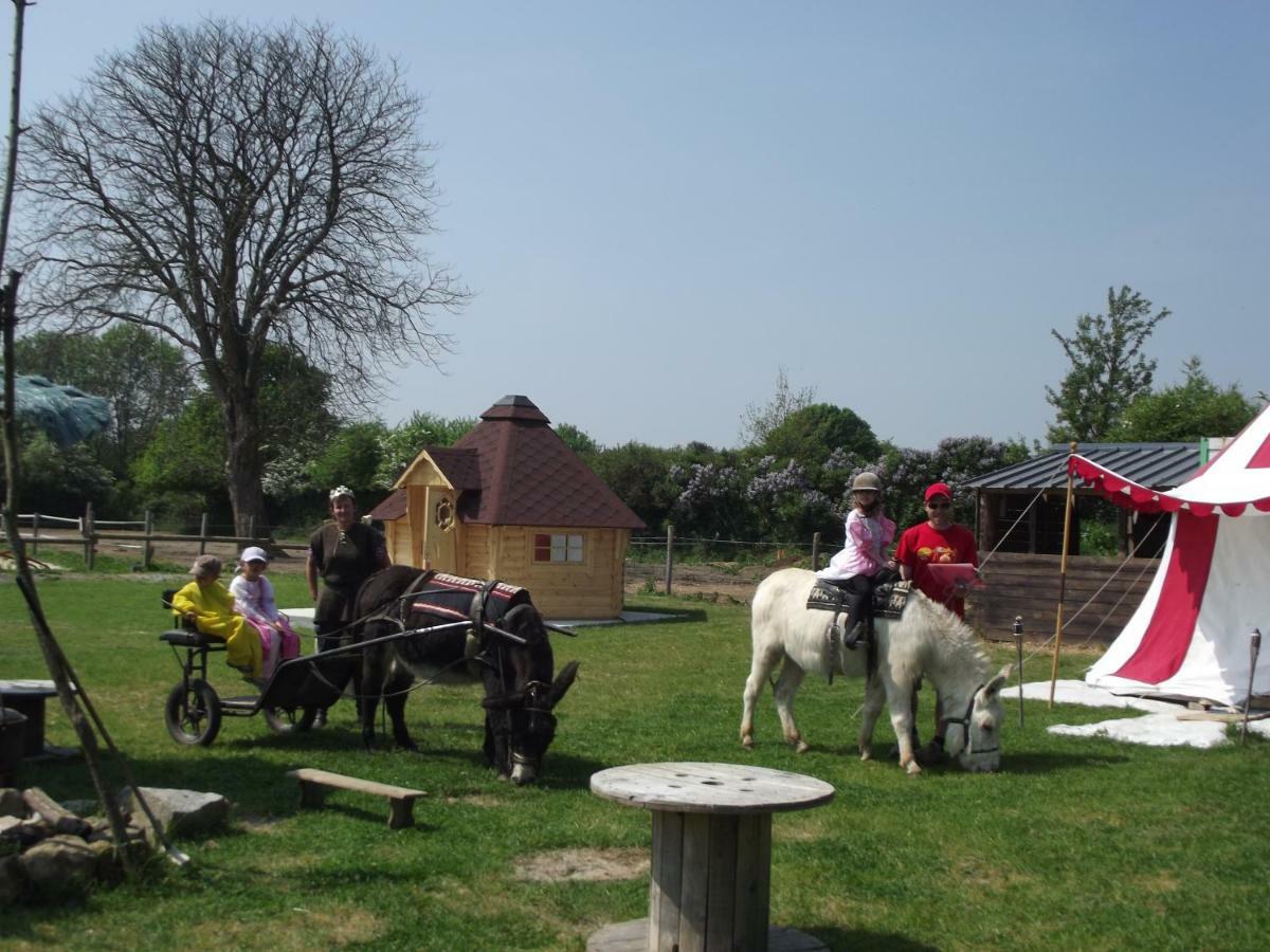 Ecuries Leseigneur - Camping Insolites Bolleville  المظهر الخارجي الصورة