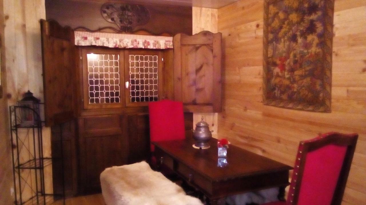 Ecuries Leseigneur - Camping Insolites Bolleville  المظهر الخارجي الصورة